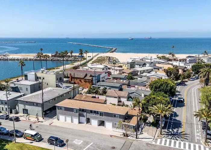 Seal Beach Comfort Retreat